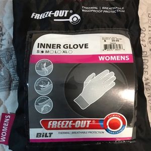 Freeze out black motorcycle inner gloves small
